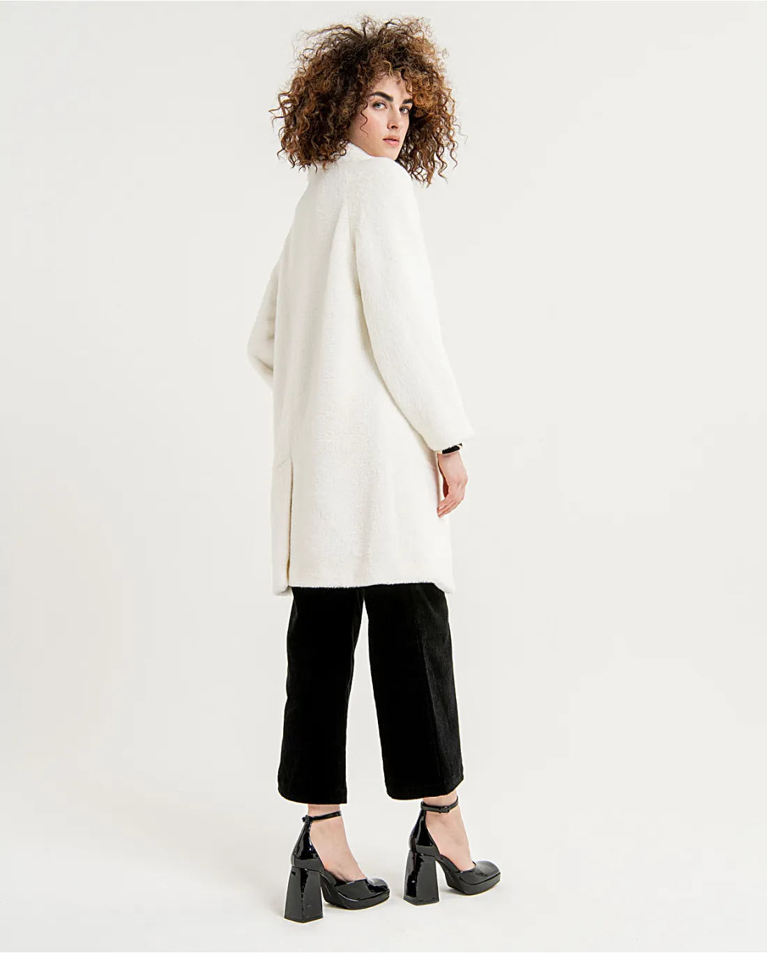 411- Oversize Style Coat- White- Surkana