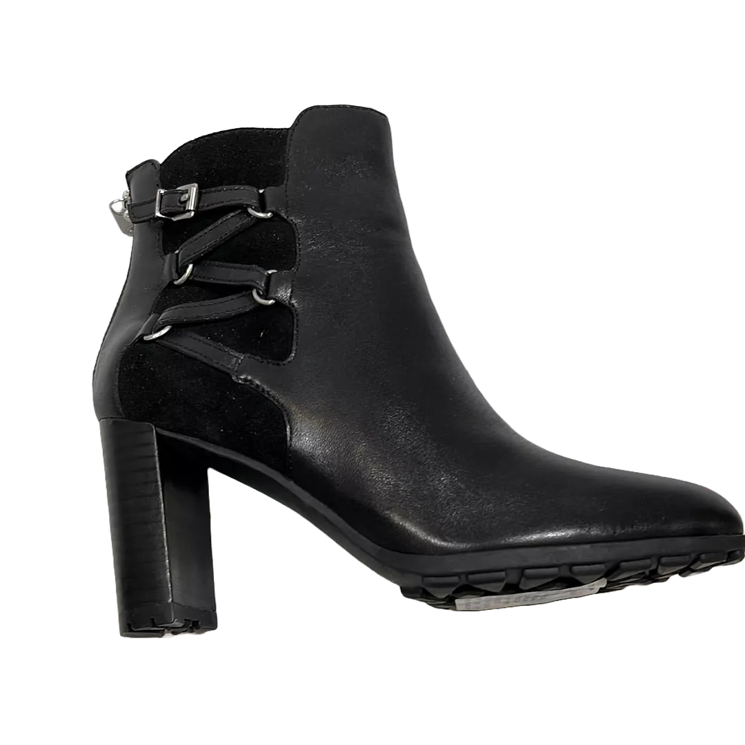 ADRIENNE VITTADINI Women's •Tricia• Ankle Bootie 6M Black Leather