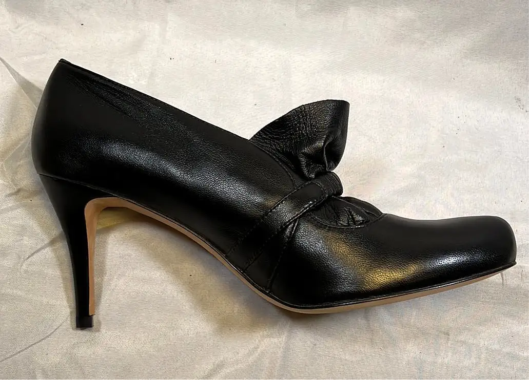 Plenty by Tracy Reese Women's • Dalia  • Ruched Front Pump Black leather 39.5