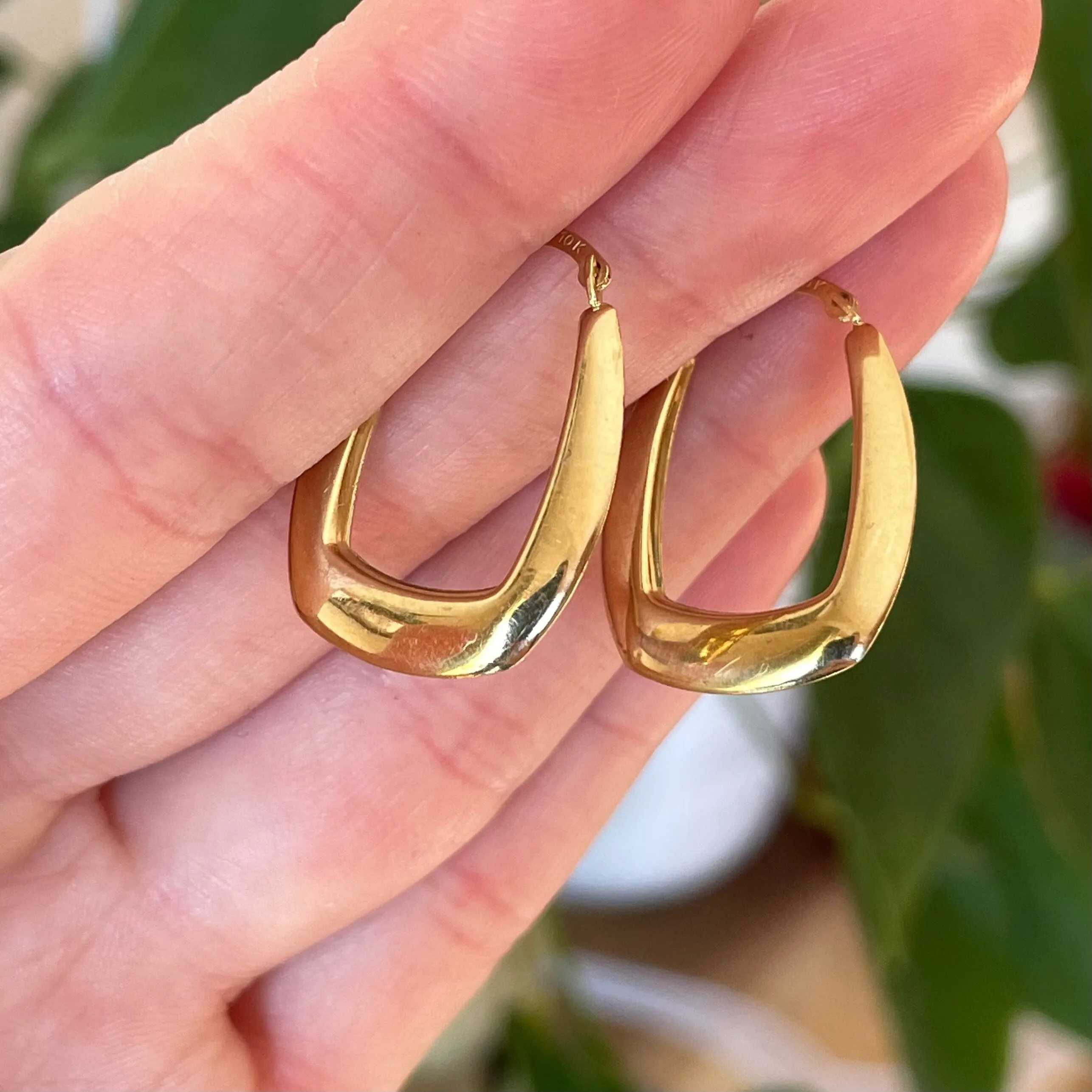 Vintage 10K Gold Hoop Earrings